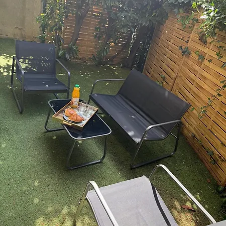 Le Jardin Caché De * Puteaux